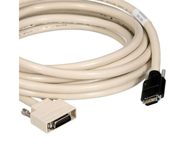 3M™ SDR電纜組件，1MF26-L560-00C-XXX